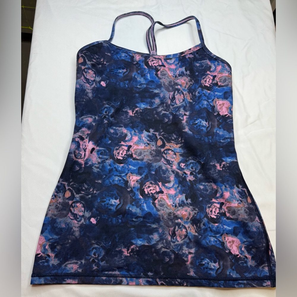 Lululemon Women's Blue and Pink Patterned Top